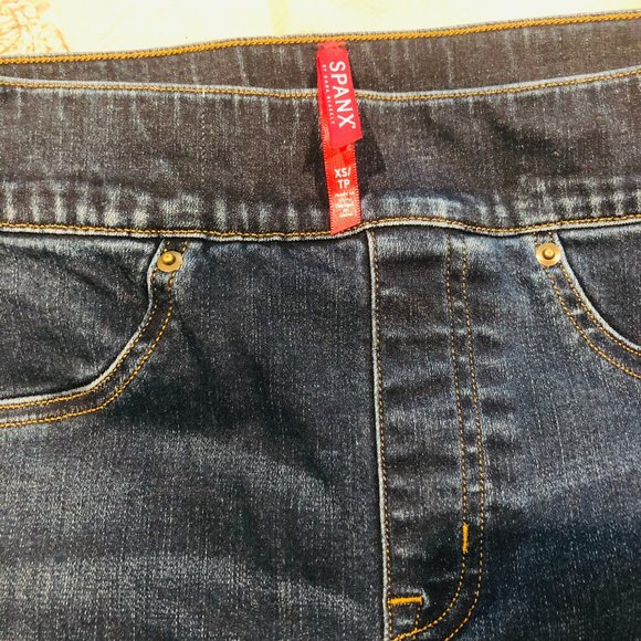 SPANX Cropped Flare Jeans - Picture 1 of 3
